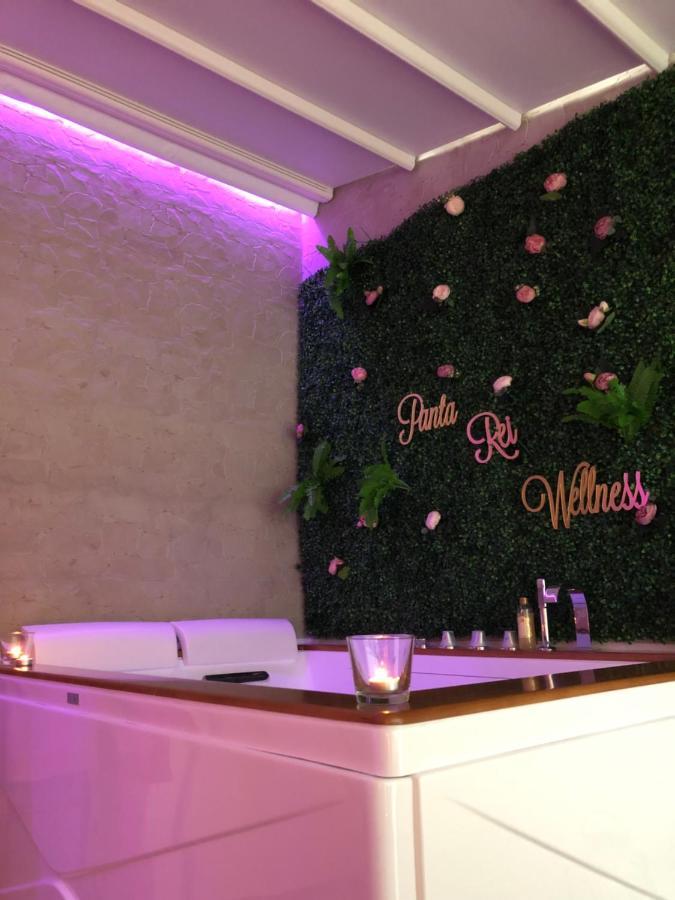 Апартаменты Panta Rei Wellness & Charme Монополи Экстерьер фото