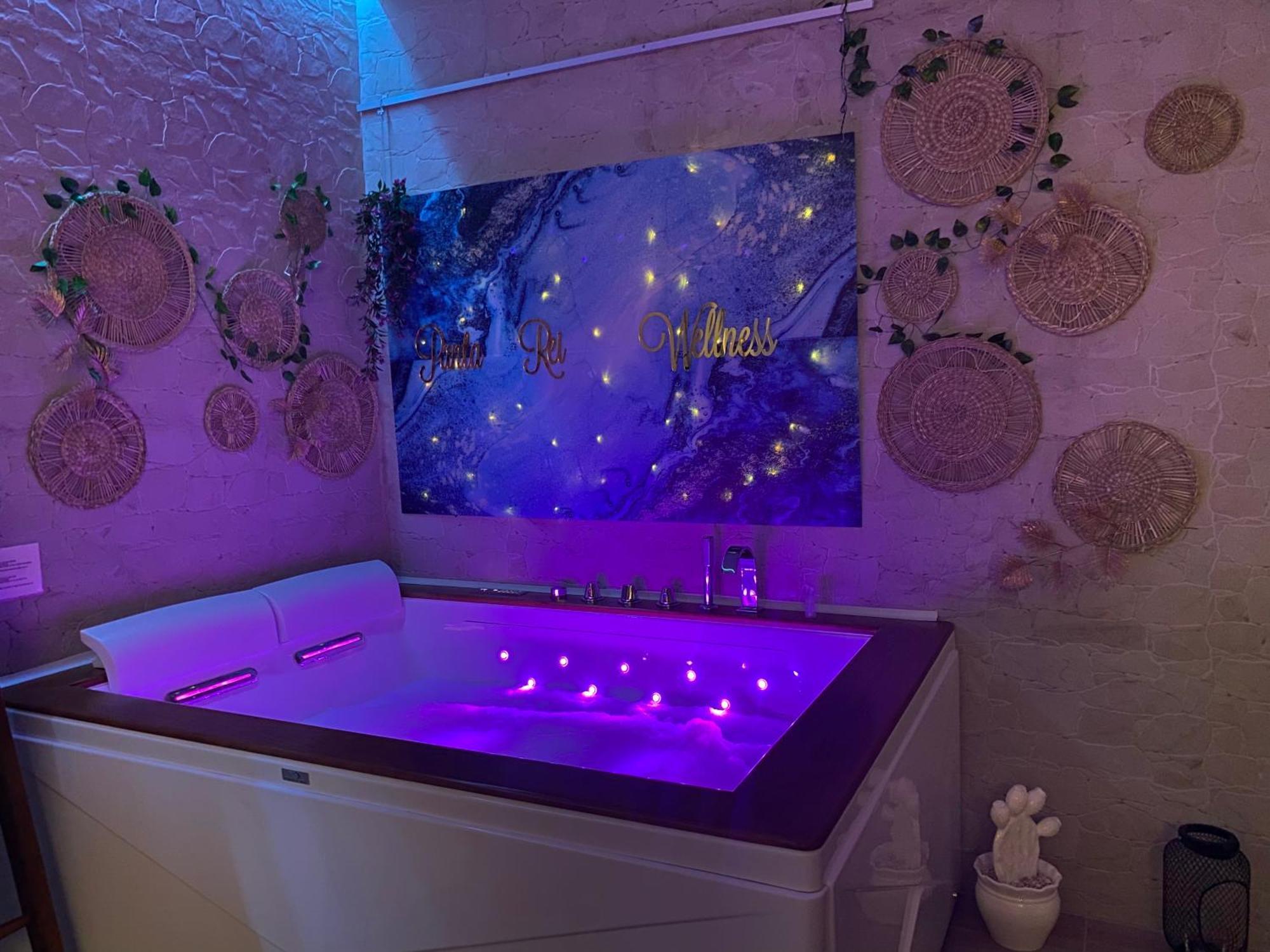 Апартаменты Panta Rei Wellness & Charme Монополи Экстерьер фото